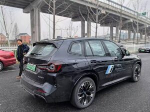 BMW iX3